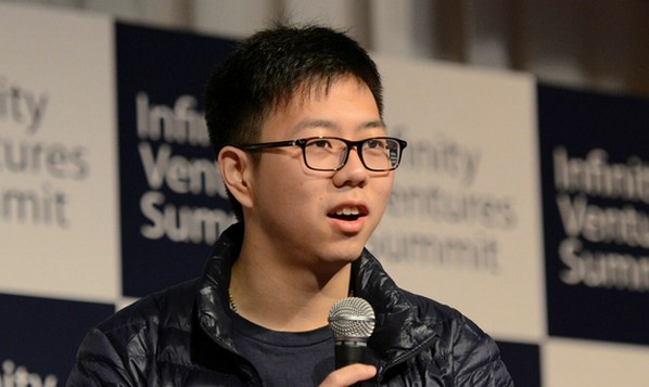 目が見えない人でもWebサイトが作れる「Strikingly」創業者が講演