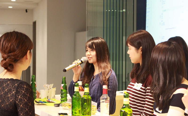 好きな人のSNSは見ちゃダメ? 「恋会議」で明かされた女子大生のホンネ