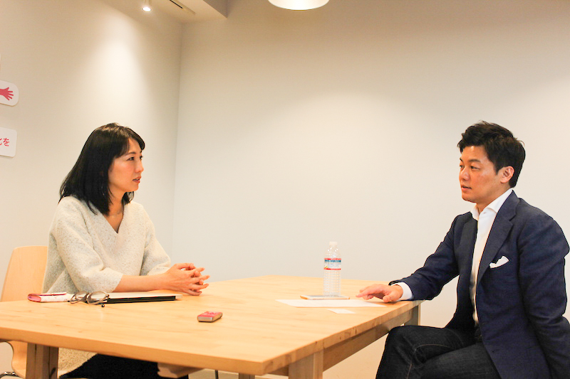 誰かの“いいね”が資産になる 経沢香保子が恩人・元榮太一郎から学んだ「国民的サービスを作る姿勢」