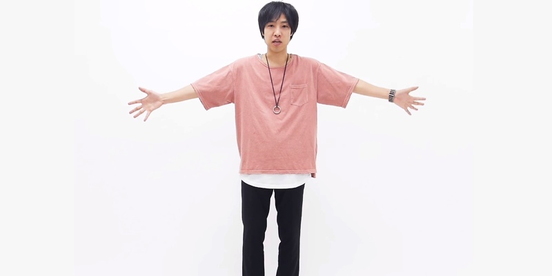 男なら BIGになれよ 服だけでも 流行のBIGシルエットコーデに挑戦だ!