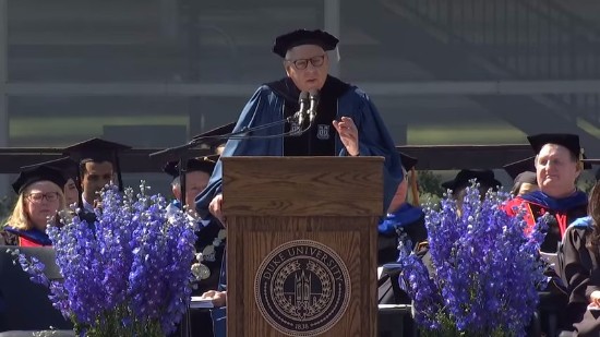 「世間のノーを受け入れず、貫き通す」世界的な投資ファンド創立者が語る“幸福を招く方法”