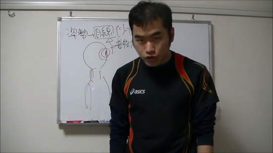 スポーツ上達のコツは、あなたの目線の“ちょっと上のほう”にある
