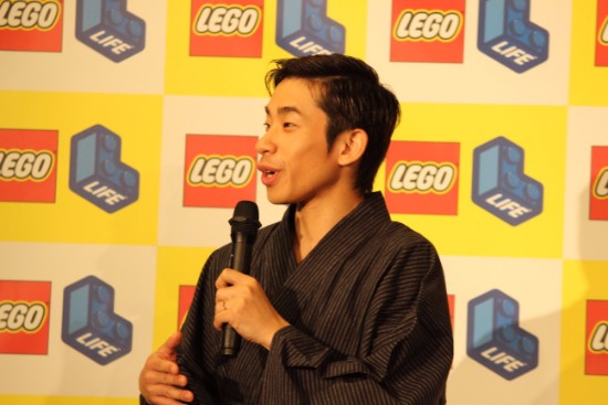 織田信成がレゴのイベントに登場 七夕のサプライズ受けるも号泣ならず