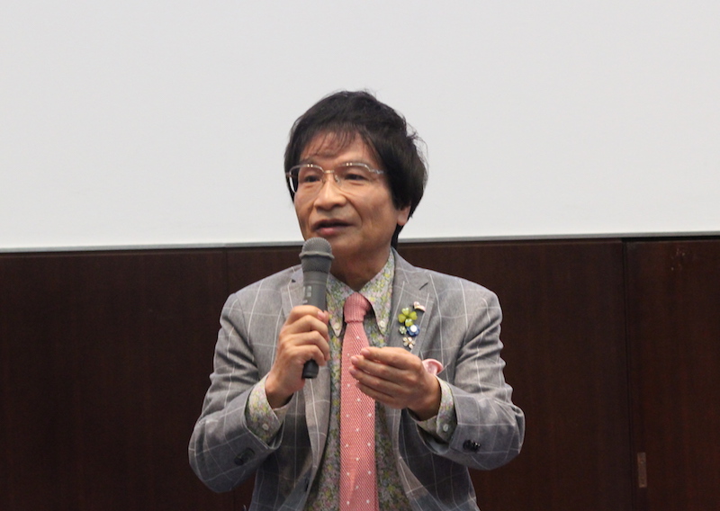 「親の共感」がないと元気な子どもは育たない–尾木ママが語る、これからの親子関係に必要なもの