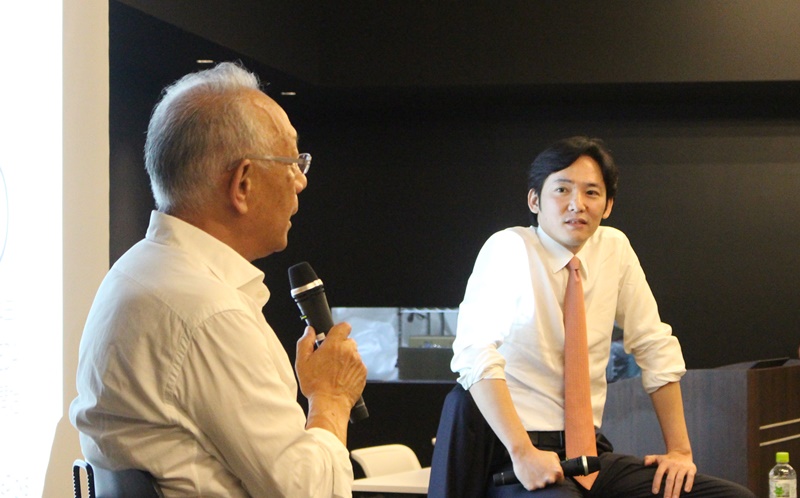 人は上司がバカなときほど成長する? 元インテル西岡氏×ユーザベース新野氏が語る仕事哲学