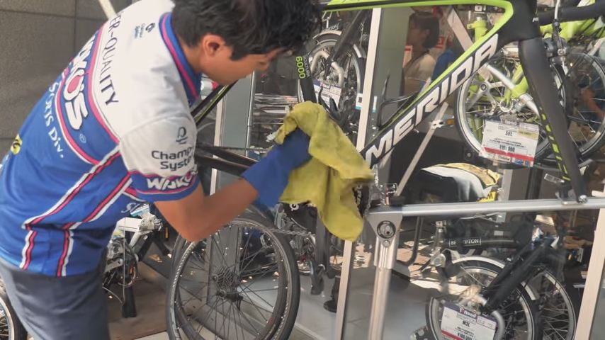 洗車のプロに聞く、ロードバイクの洗車方法Part4 水分の拭き取り方&拭き上げの小ワザ編
