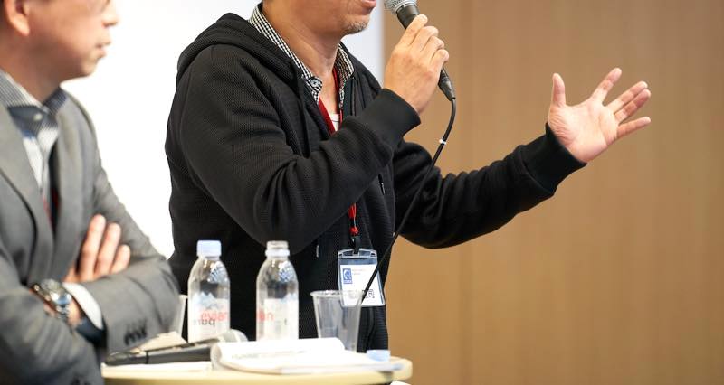 DMM亀山会長「20代の頃は“死んでもいい”と思ってた」人生観、仕事、リスクの捉え方