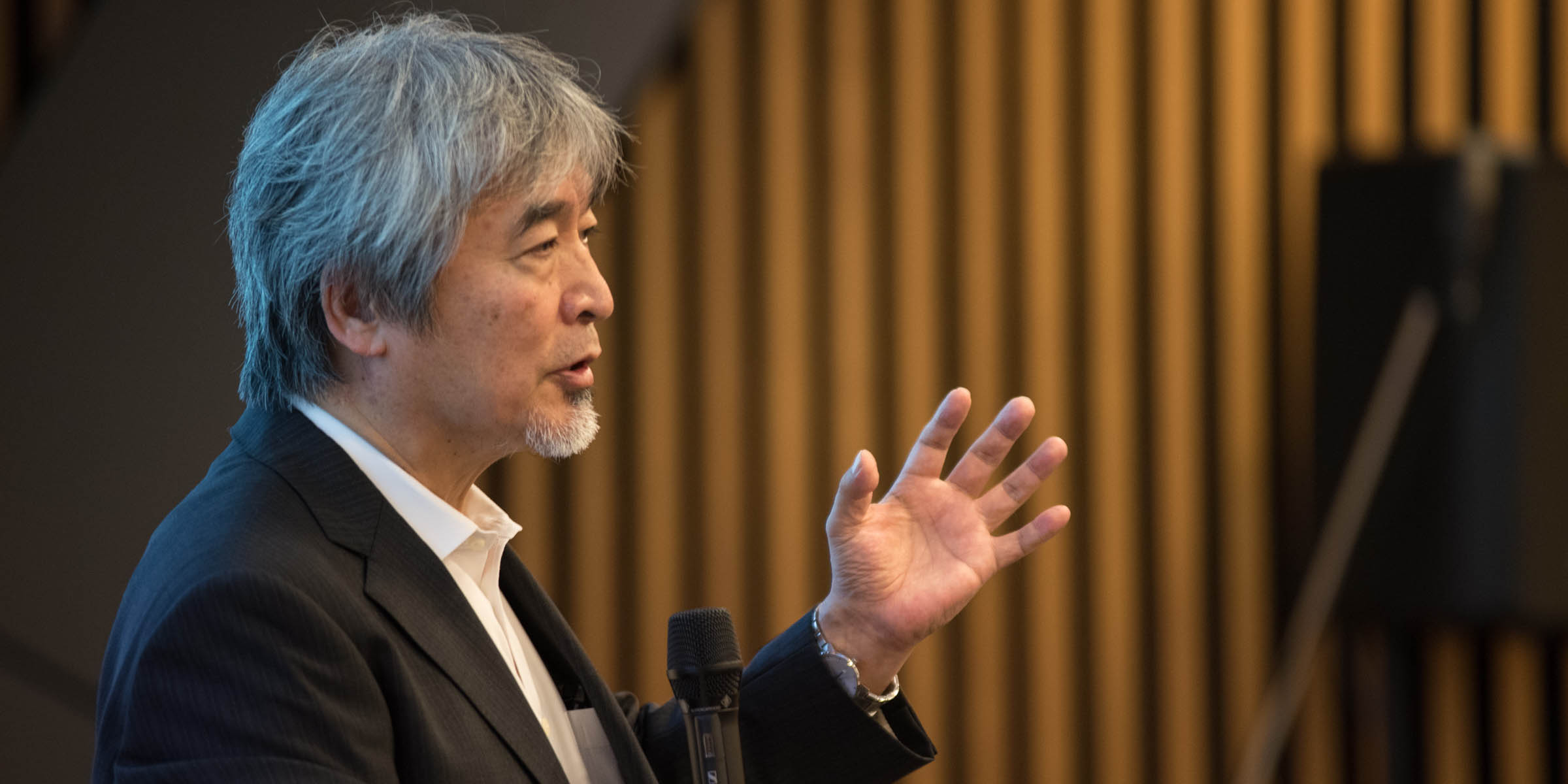 “ゴリラ”に学ぶ人間の知性 京大総長・山極壽一氏が語る、ヒトと類人猿を分かつもの