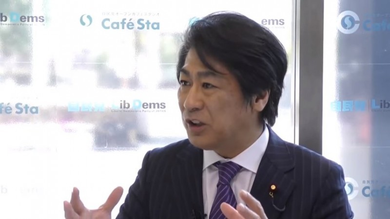 日本の中小企業の働き方は発展途上国に近い? 長時間労働で成り立つ産業構造からの脱却